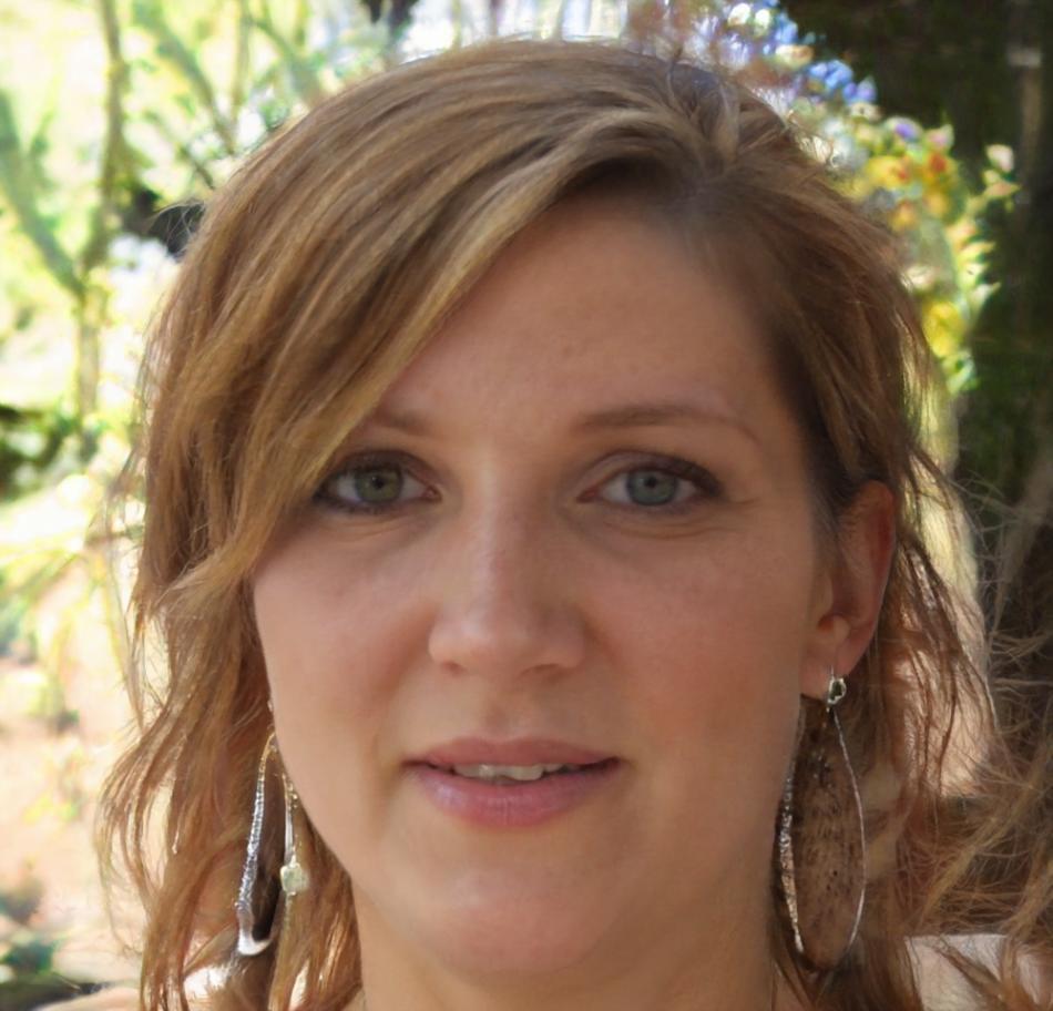 Lestari Kusuma mentor strategi investasi